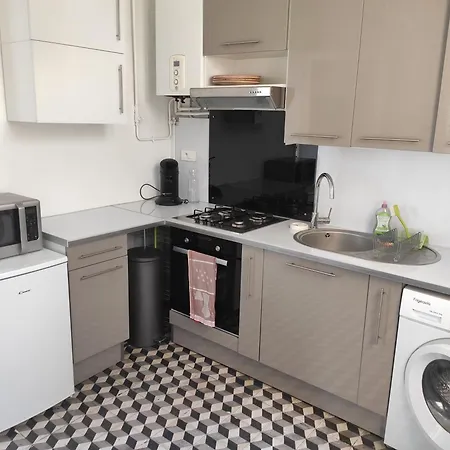 Claudia Port Apartamento Niza